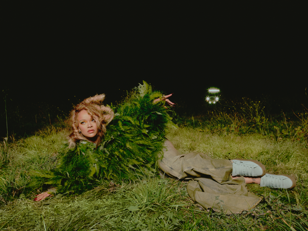 Rihanna  PUMA Get Down to Earth 