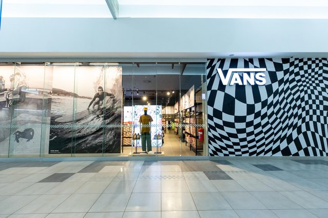 vans factory shop 