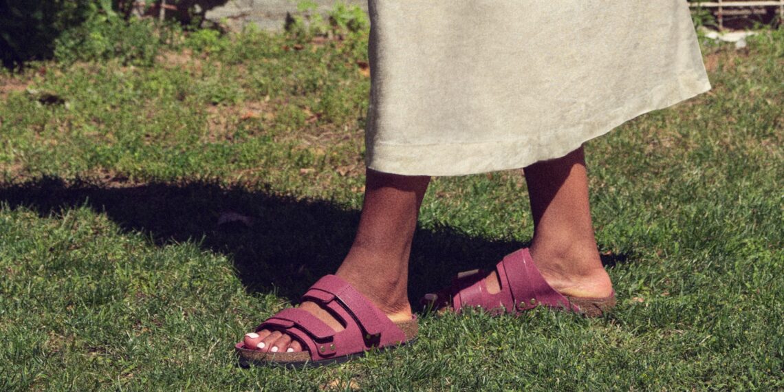 SUMMER STYLE LUXE BIRKENSTOCK SILHOUETTES