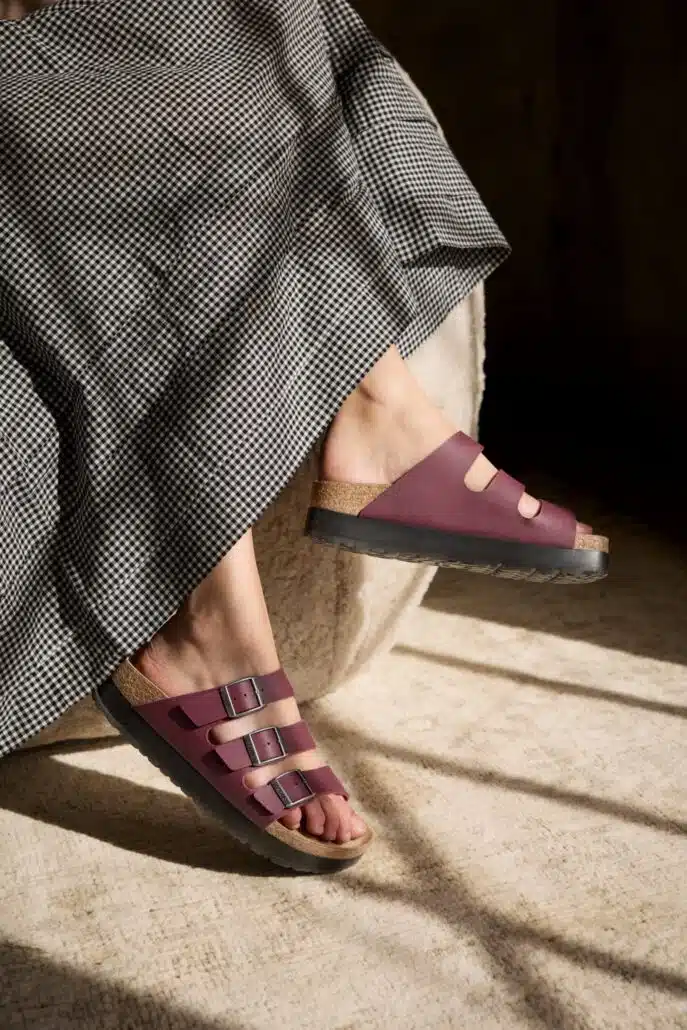 CRAFT YOUR
SUMMER STORY WITH BIRKENSTOCK