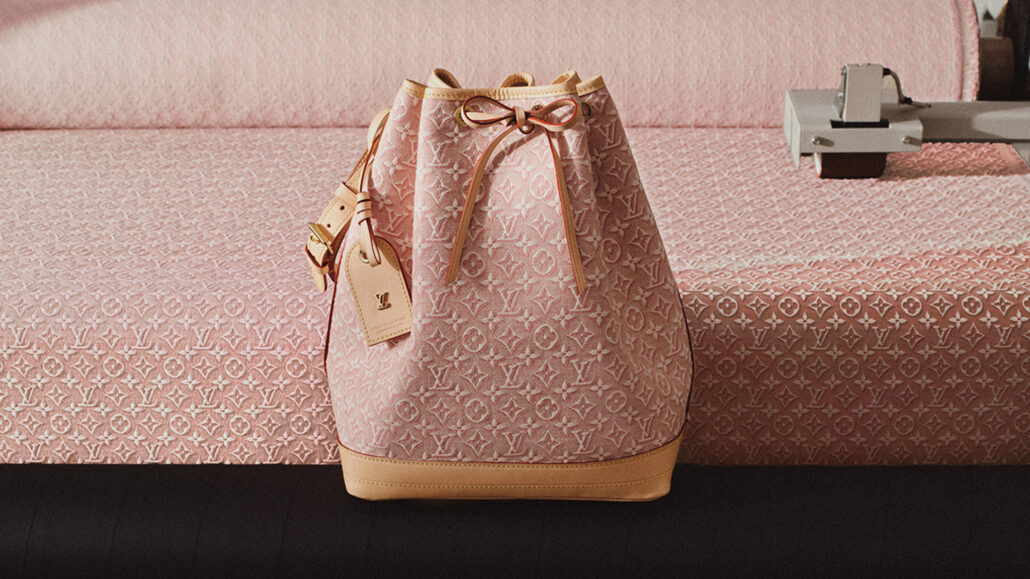 Louis Vuitton Monogram Emblème 2026